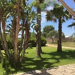 Masseria Patese * 阿夸里卡德尔卡波